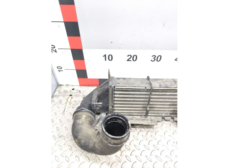 Интеркулер к Mercedes C W203, 2003г.