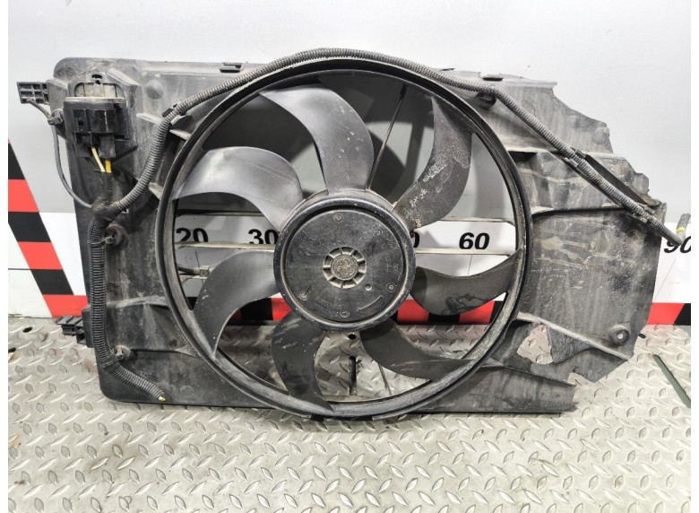 Вентилятор радиатора к Opel Astra, 2011г.