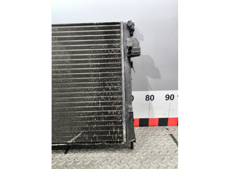 Радиатор (основной) к Opel Vivaro, 2003г.