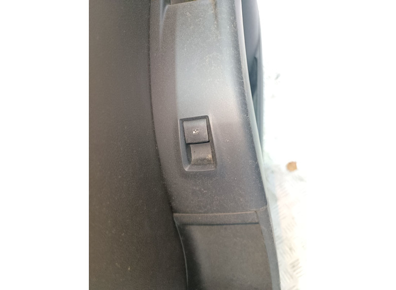 Кнопка стеклоподъемника переднего правого к Opel Meriva, 2013г.