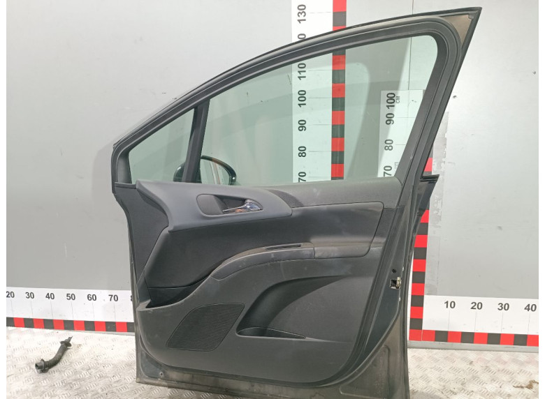 Дверь передняя правая к Opel Meriva, 2013г.