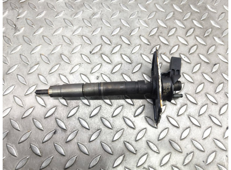 Форсунка к Volkswagen Passat, 2009г.