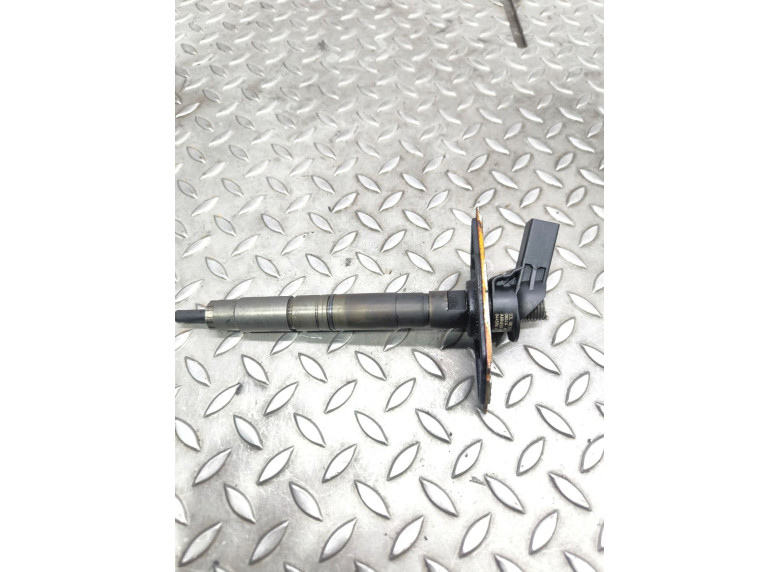 Форсунка к Volkswagen Passat, 2009г.