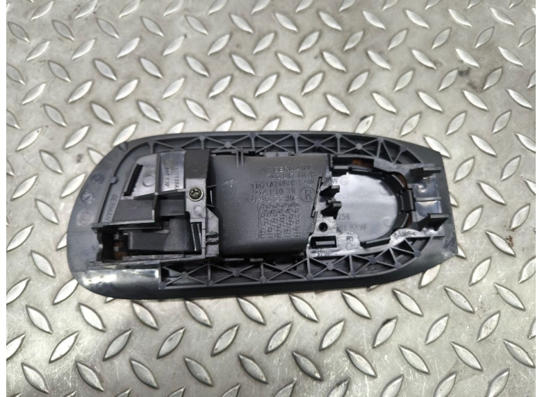 Ручка внутренняя передняя правая к Volkswagen Sharan, 2004г.