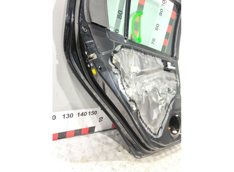 Дверь задняя левая к Suzuki Swift, 2007г.