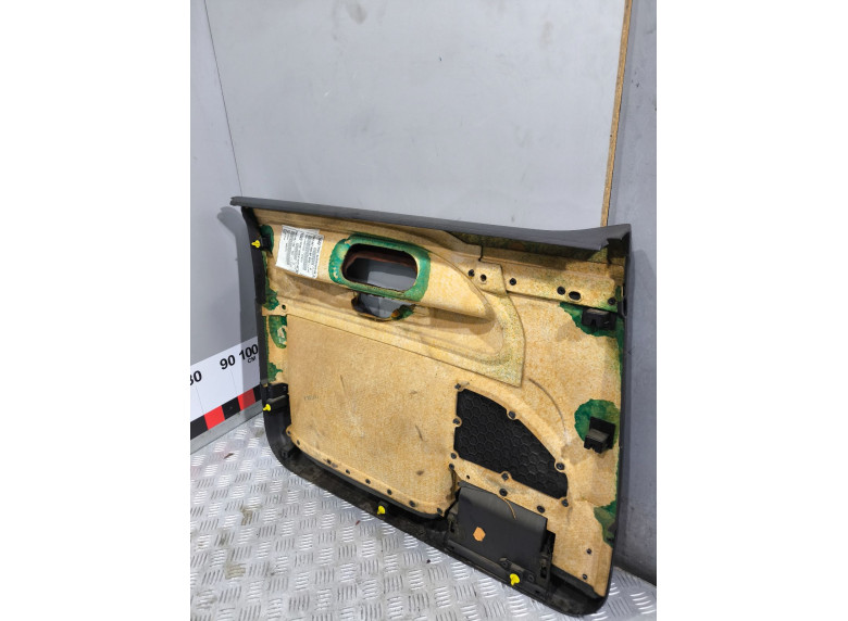 Обшивка двери передней правой (дверная карта) к Volkswagen Sharan, 2003г.