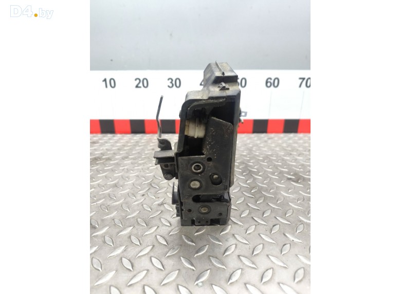 Замок двери передней левой к Volkswagen Sharan undefined г.