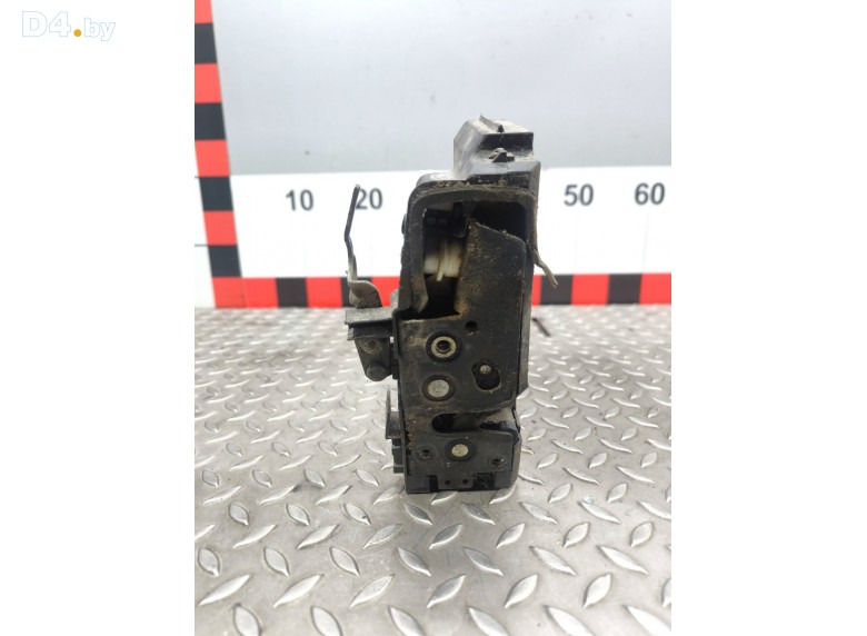 Замок двери передней левой к Volkswagen Sharan undefined г.