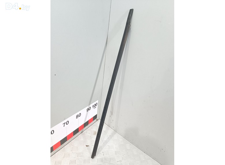 Молдинг стекла двери передней правой наружный к Seat Alhambra undefined г.