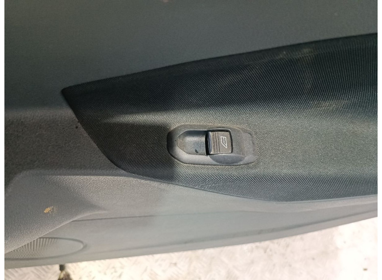 Кнопка стеклоподъемника заднего правого к Ford Grand C-Max, 2013г.