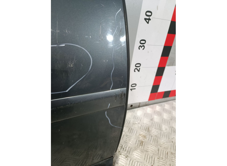Дверь задняя правая к Audi A6, 2001г.