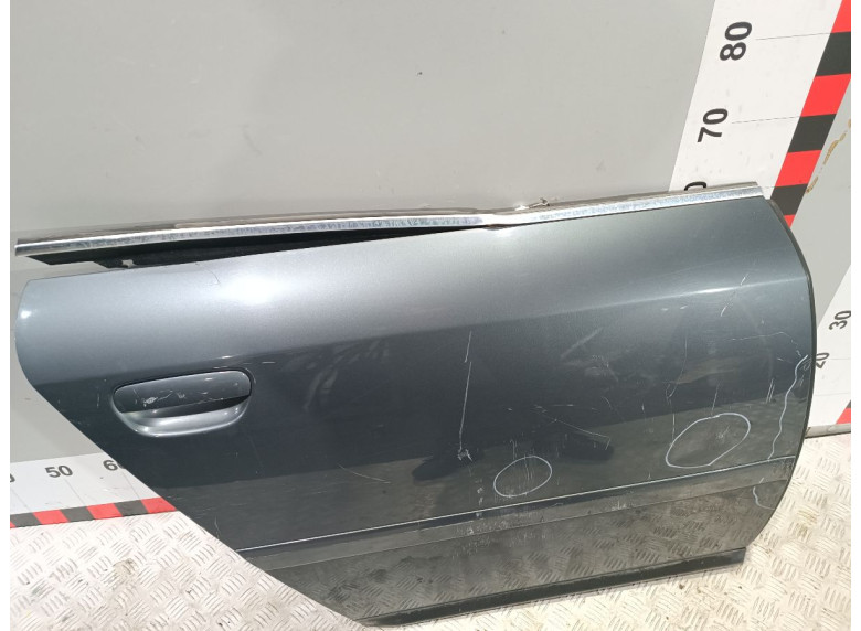 Дверь задняя правая к Audi A6, 2001г.