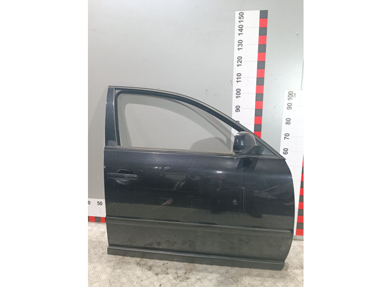 Ручка наружная передняя правая к Volkswagen Passat, 2002г.