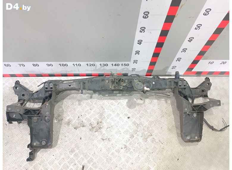 Передняя панель крепления облицовки (телевизор) к Renault Kangoo undefined г.