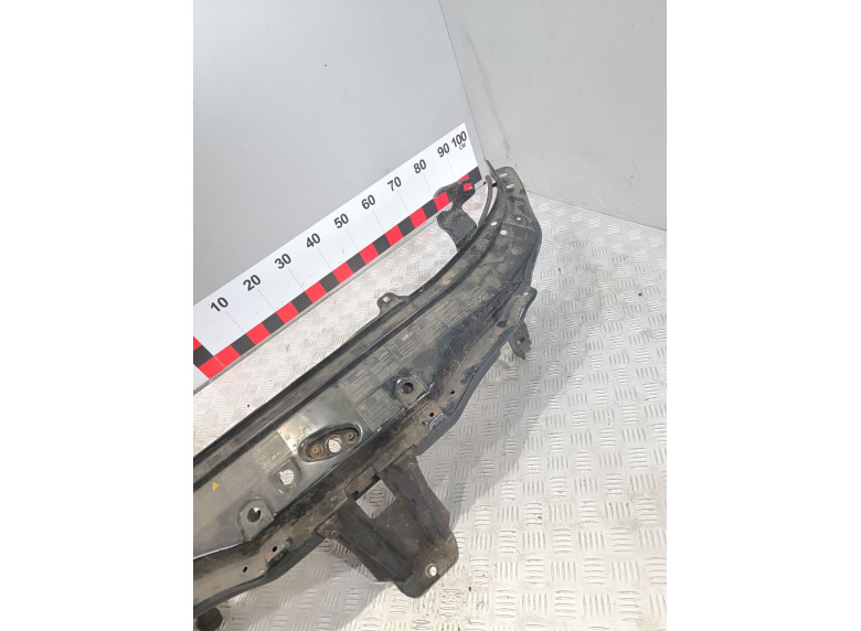 Передняя панель крепления облицовки (телевизор) к Renault Espace, 2004г.