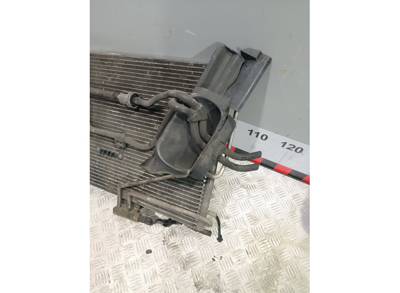 Радиатор кондиционера к Mercedes C W203, 2004г.