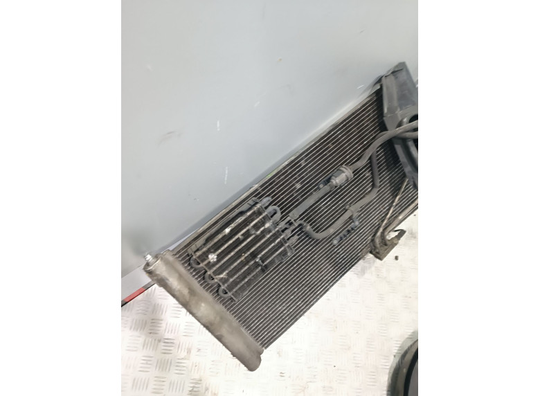 Радиатор кондиционера к Mercedes C W203, 2004г.