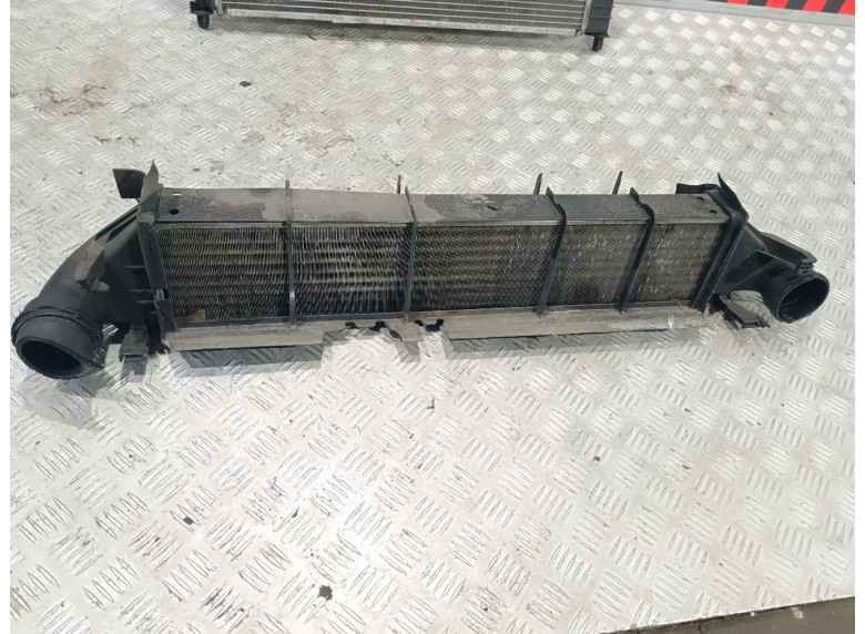 Интеркулер к Mercedes C W203, 2004г.