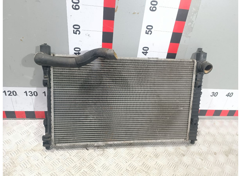 Радиатор (основной) к Mercedes C W203, 2004г.