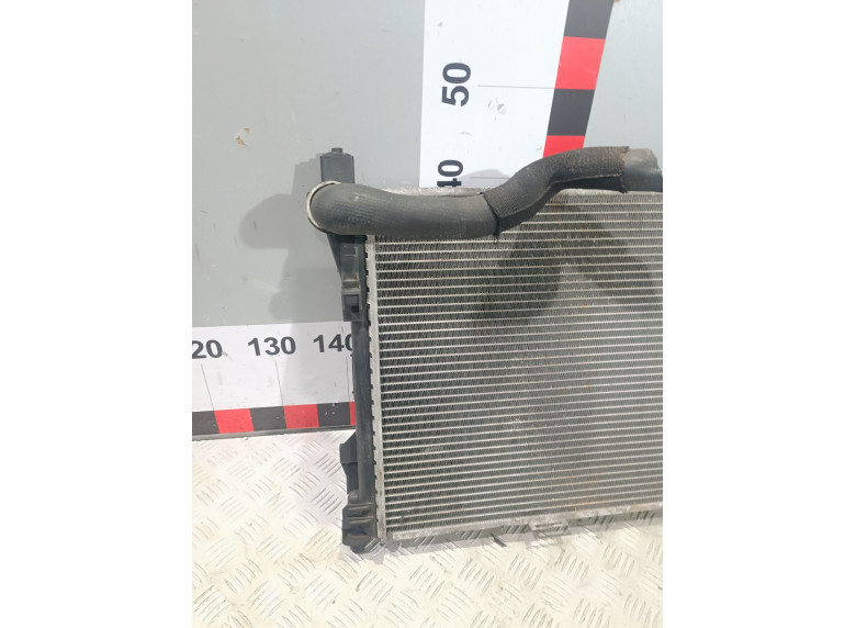 Радиатор (основной) к Mercedes C W203, 2004г.