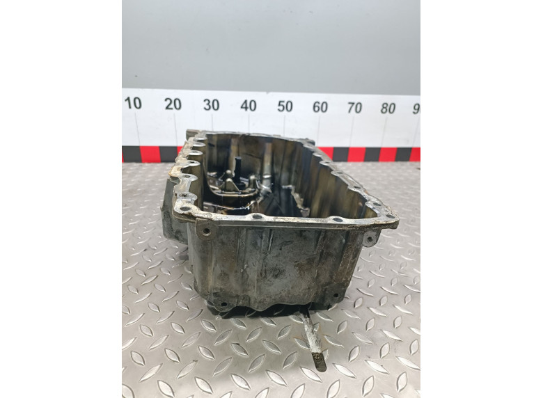 Поддон к Volkswagen Passat, 2010г.