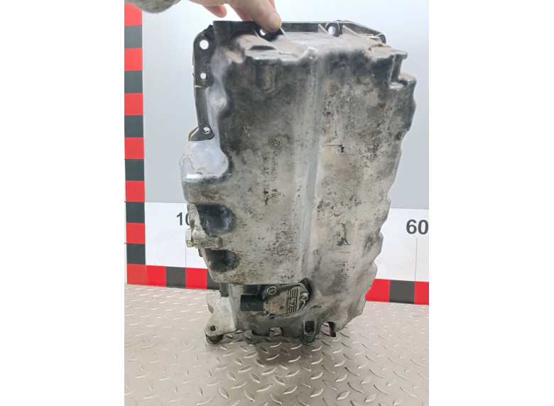 Поддон к Volkswagen Passat, 2010г.