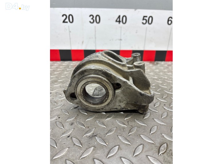 Кронштейн полуоси к Peugeot Boxer undefined г.