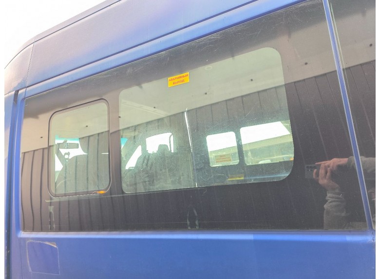 Стекло кузовное боковое левое к Peugeot Boxer