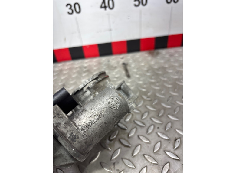 Заслонка дроссельная к Volkswagen Golf, 2006г.