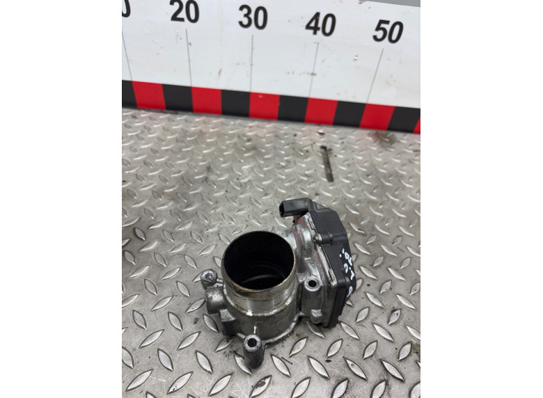 Заслонка дроссельная к Volkswagen Passat, 2009г.