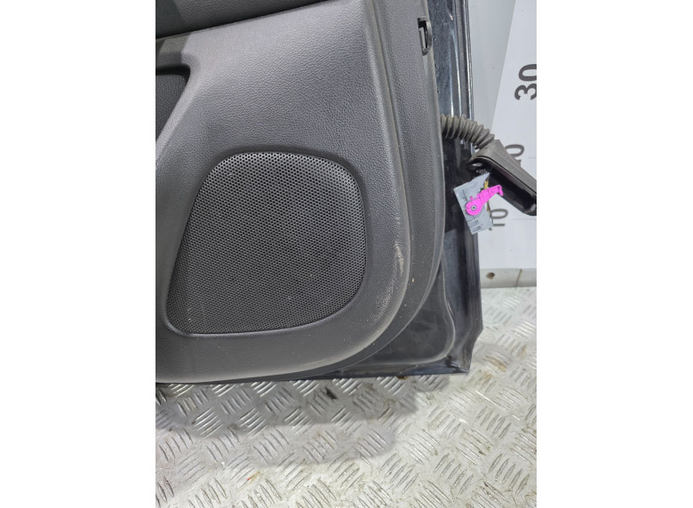 Обшивка двери задней левой (дверная карта) к Chevrolet Malibu, 2012г.