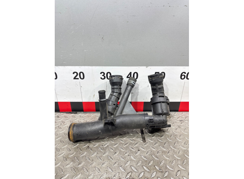 Корпус термостата к Volkswagen Golf, 2014г.