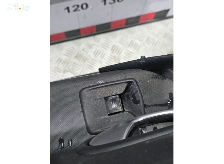 Кнопка стеклоподъемника переднего правого к Renault LoganStepway undefined г.