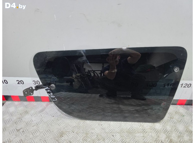 Стекло кузовное боковое правое к Dacia Logan undefined г.