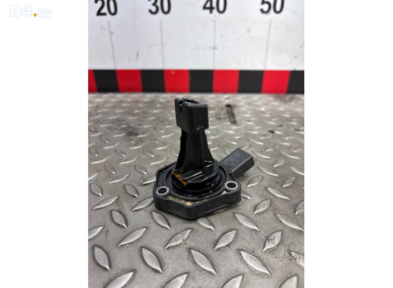 Датчик уровня масла к Volkswagen Golf undefined г.