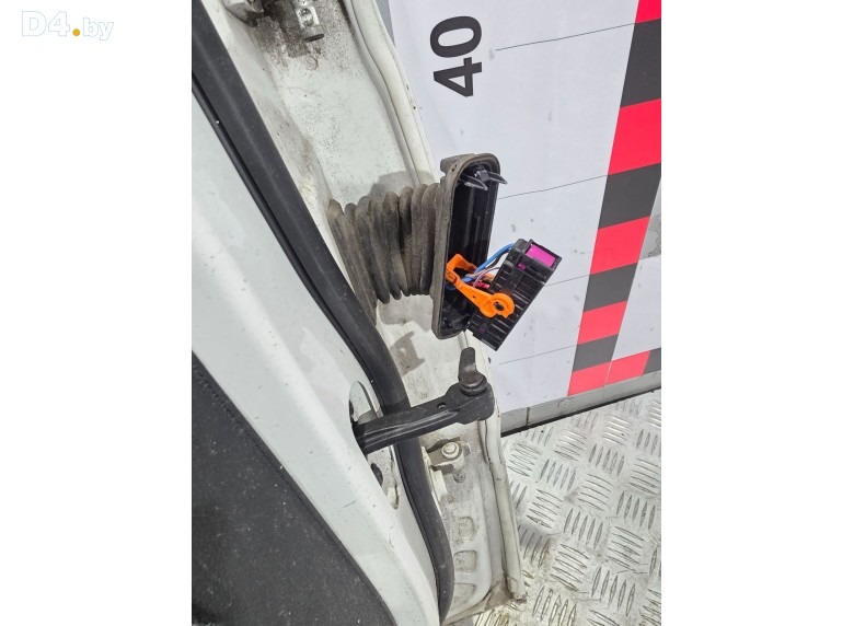 Ограничитель открывания двери задней к Skoda Superb undefined г.