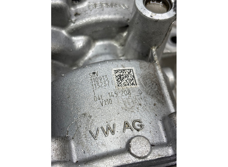 Насос масляный к Volkswagen Passat, 2010г.