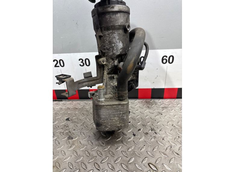 Корпус масляного фильтра к Volkswagen Passat, 2010г.