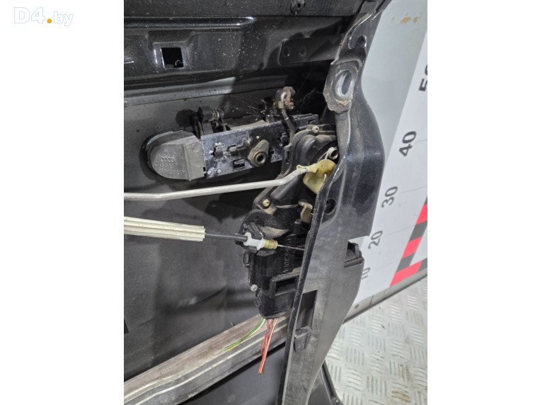 Замок двери передней правой к Audi A6 undefined г.