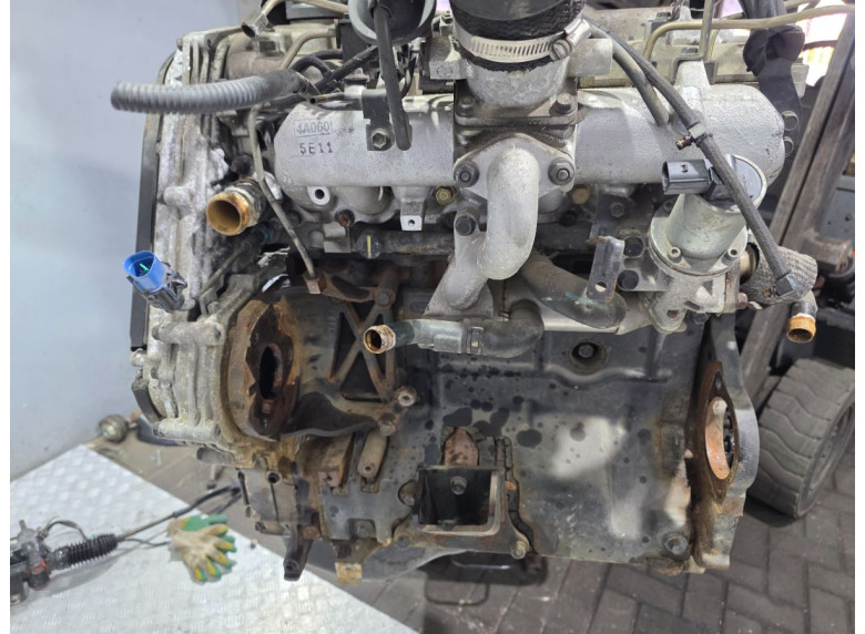 Двигатель к Hyundai H200, 2004г.