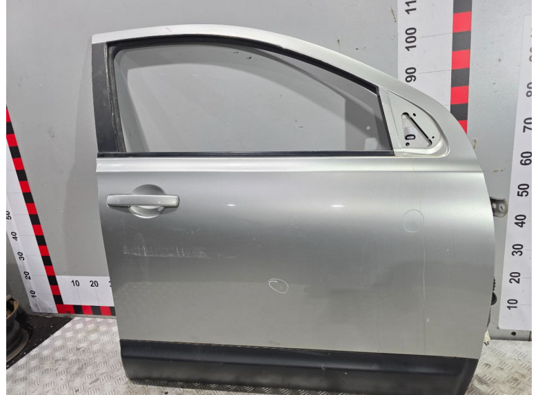 Дверь передняя правая к Nissan Qashqai, 2010г.