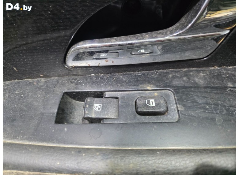 Кнопка стеклоподъемника переднего правого к SsangYong Rexton undefined г.