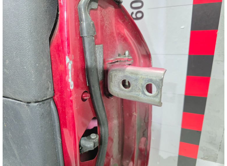 Петля двери передней левой к Citroen C4, 2016г.