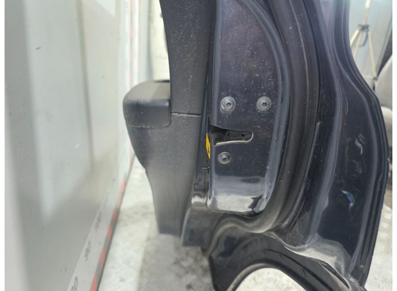 Замок двери задней правой к Замок двери задней правой к SsangYong Kyron undefined г. Kyron