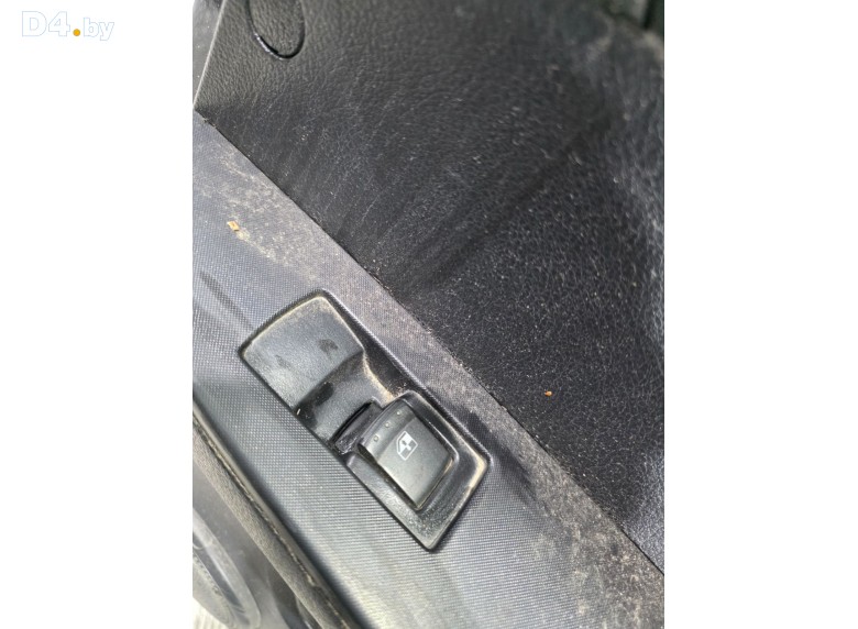 Кнопка стеклоподъемника заднего правого к SsangYong Kyron undefined г.