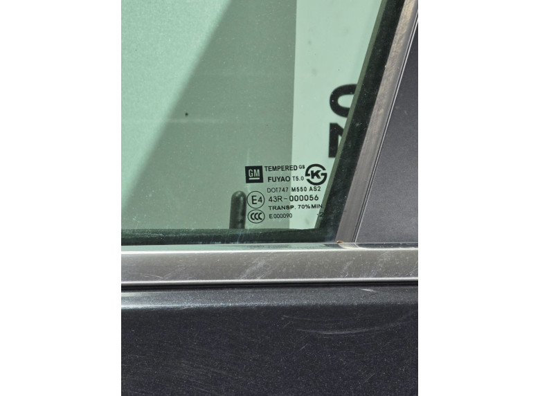 Стекло двери передней левой к Chevrolet Malibu, 2012г.