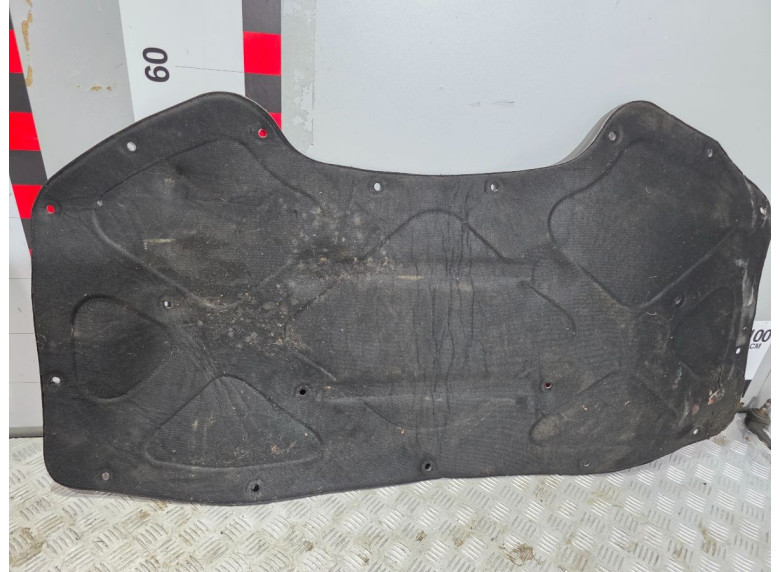 Шумоизоляция капота к Lada Niva Travel, 2023г.