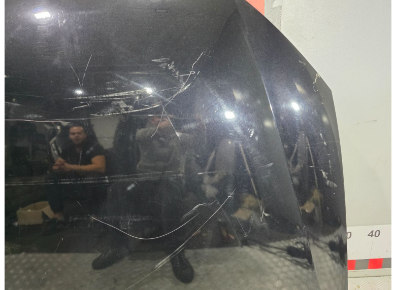 Капот к Volkswagen Golf, 2010г.