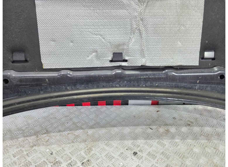 Капот к Opel Insignia, 2010г.