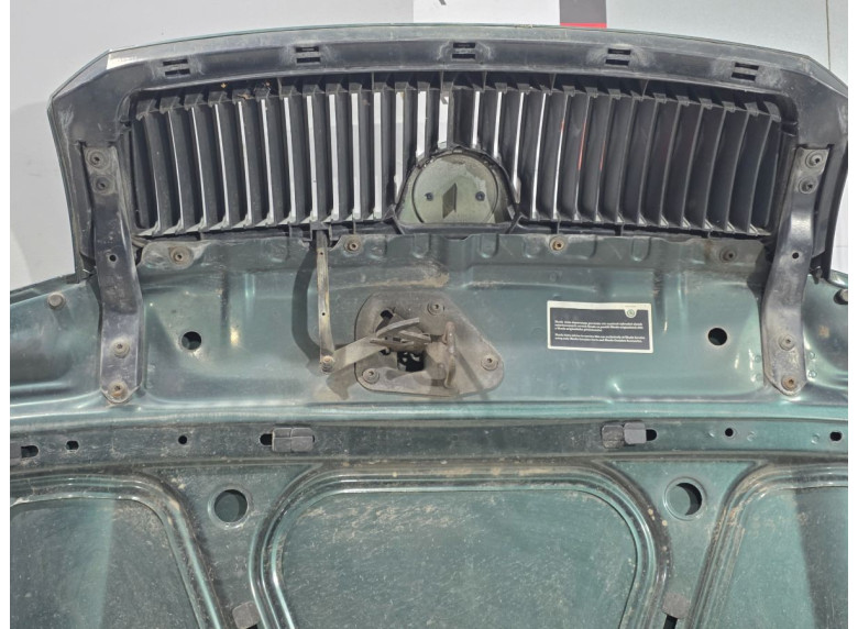 Капот к Skoda Fabia, 2004г.